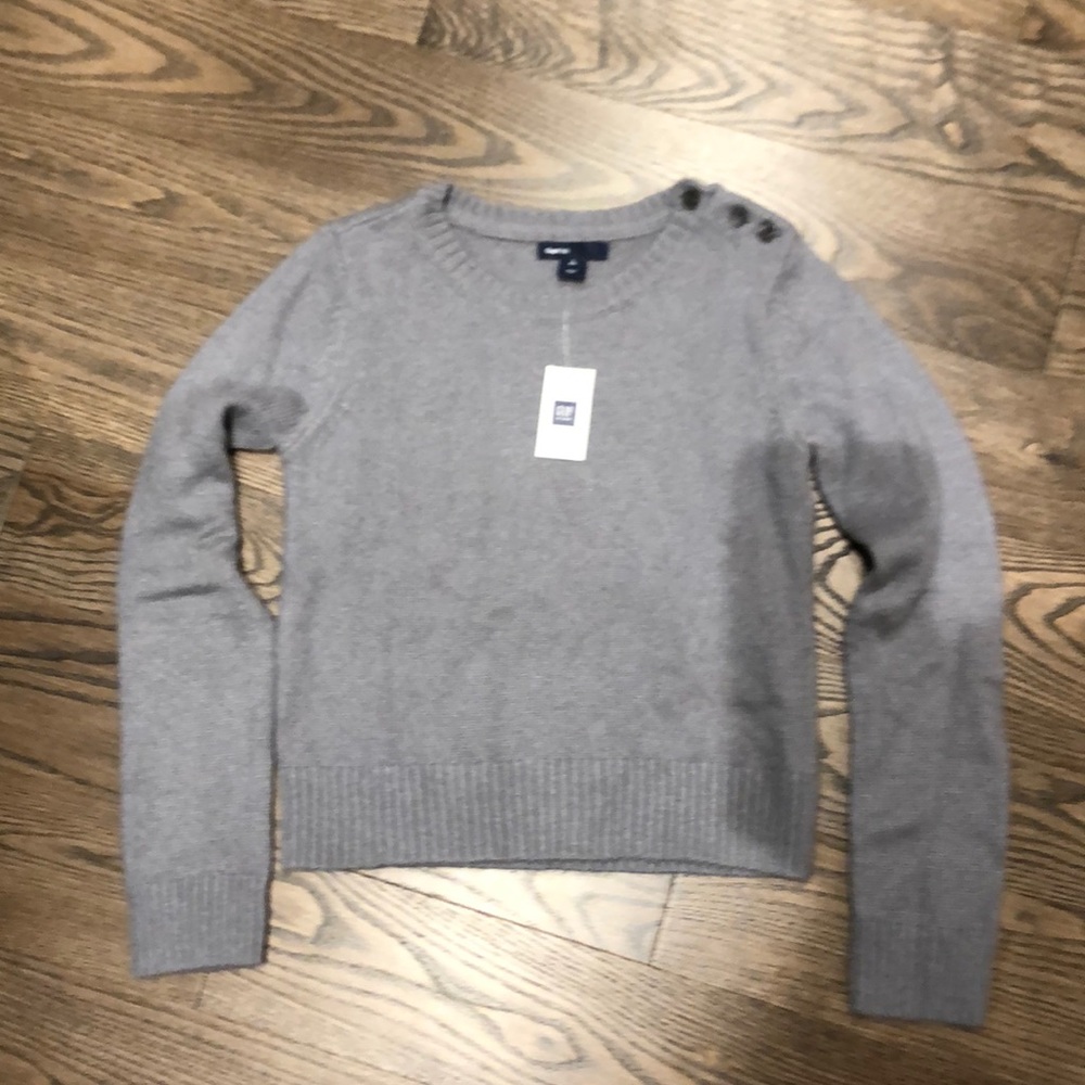 Gap kids sweater 2 for $22🔥